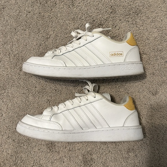 Adidas sneakers - Picture 5 of 6